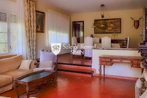 House in Lloret de Mar, Girona, Spain 6 bedrooms, 240 sq.m. No. 166467