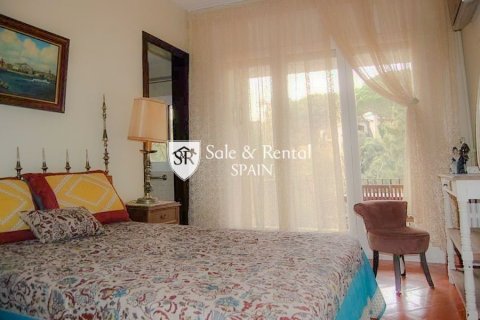 House for sale in Lloret de Mar, Girona, Spain 6 bedrooms, 240 sq.m. No. 166467 - photo 24