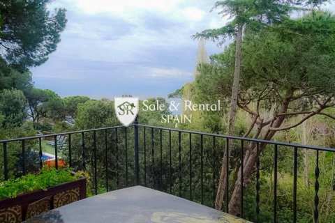 House for sale in Lloret de Mar, Girona, Spain 6 bedrooms, 240 sq.m. No. 166467 - photo 5