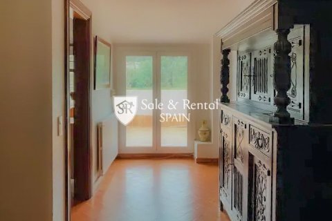 House for sale in Lloret de Mar, Girona, Spain 6 bedrooms, 240 sq.m. No. 166467 - photo 30