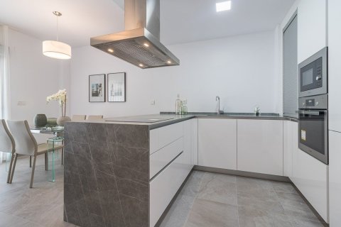 Bungalo pārdošanā Los Balcones, Alicante, Spānijā 3 istabas, 82 m2 Nr. 190998 - attēls 14
