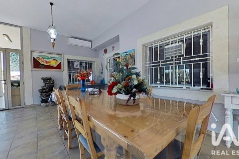 House for sale in Elche, Alicante, Spain 4 bedrooms, 313 sq.m. No. 188121 - photo 6