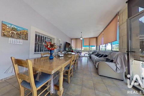 House for sale in Elche, Alicante, Spain 4 bedrooms, 313 sq.m. No. 188121 - photo 7