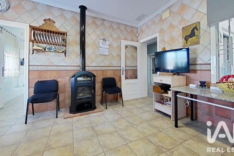 House for sale in Elche, Alicante, Spain 4 bedrooms, 313 sq.m. No. 188121 - photo 23