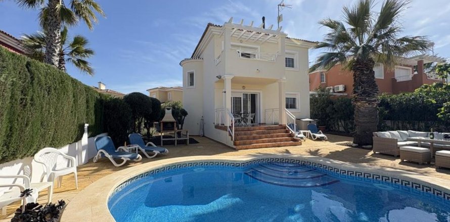 Villa a Murcia, Spagna 2 camere da letto, 90 mq. N° 148425