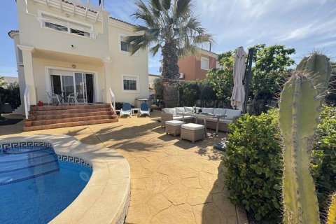 Villa in vendita a Murcia, Spagna 2 camere da letto, 90 mq. N° 148425 - foto 8