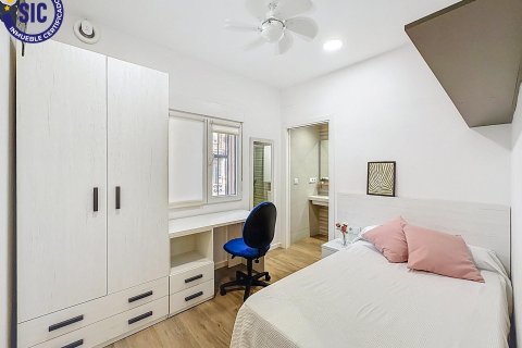 Apartament w Valencia, Hiszpania 3 sypialnie, 69 mkw. nr 149529 – zdjęcie 5