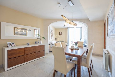 Wohnung zum Verkauf in Mahon, Menorca, Spanien 4 Schlafzimmer, 128 m2 Nr. 186929 - Foto 4