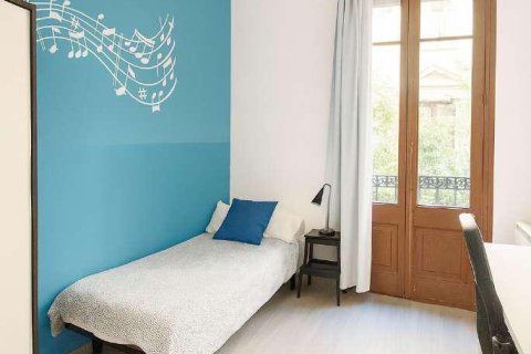 Apartment à vendre à Barcelona, Espagne, 9 chambres, 180 m2 No. 186934 - photo 14