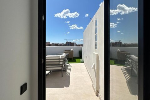 Apartment for sale Valencia, Spain 2 bedrooms, 68 sq.m. No. 133325 - photo 20