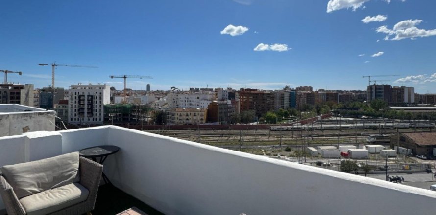 Apartment Valencia, Spain 2 bedrooms, 68 sq.m. No. 133325