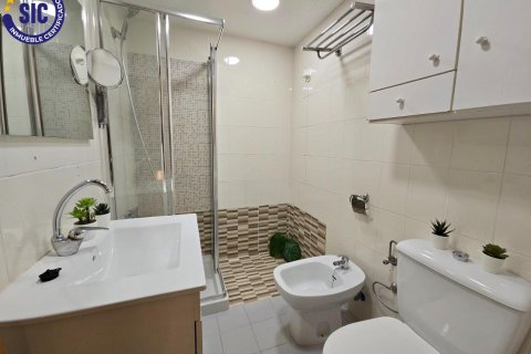 Apartamento en venta Valencia, València, España 3 dormitorios, 82 m2 No. 133320 - foto 22