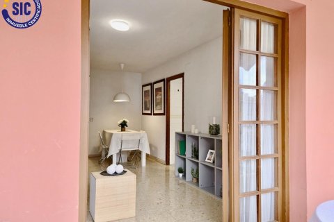 Apartamento en venta Valencia, València, España 3 dormitorios, 82 m2 No. 133320 - foto 9