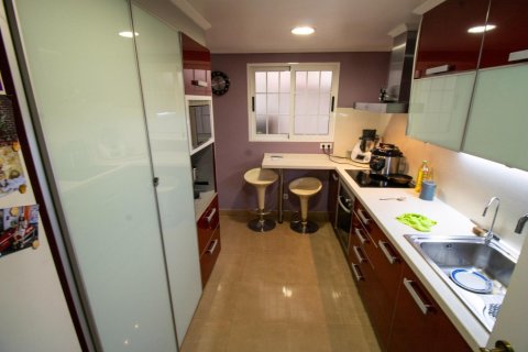 Apartment à vendre Valencia, Espagne, 4 chambres, 115 m2 No. 133321 - photo 8