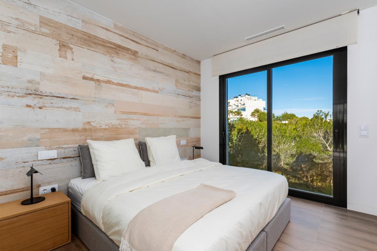 Villa in Alicante, Spain 4 bedrooms, 131 sq.m. No. 149128