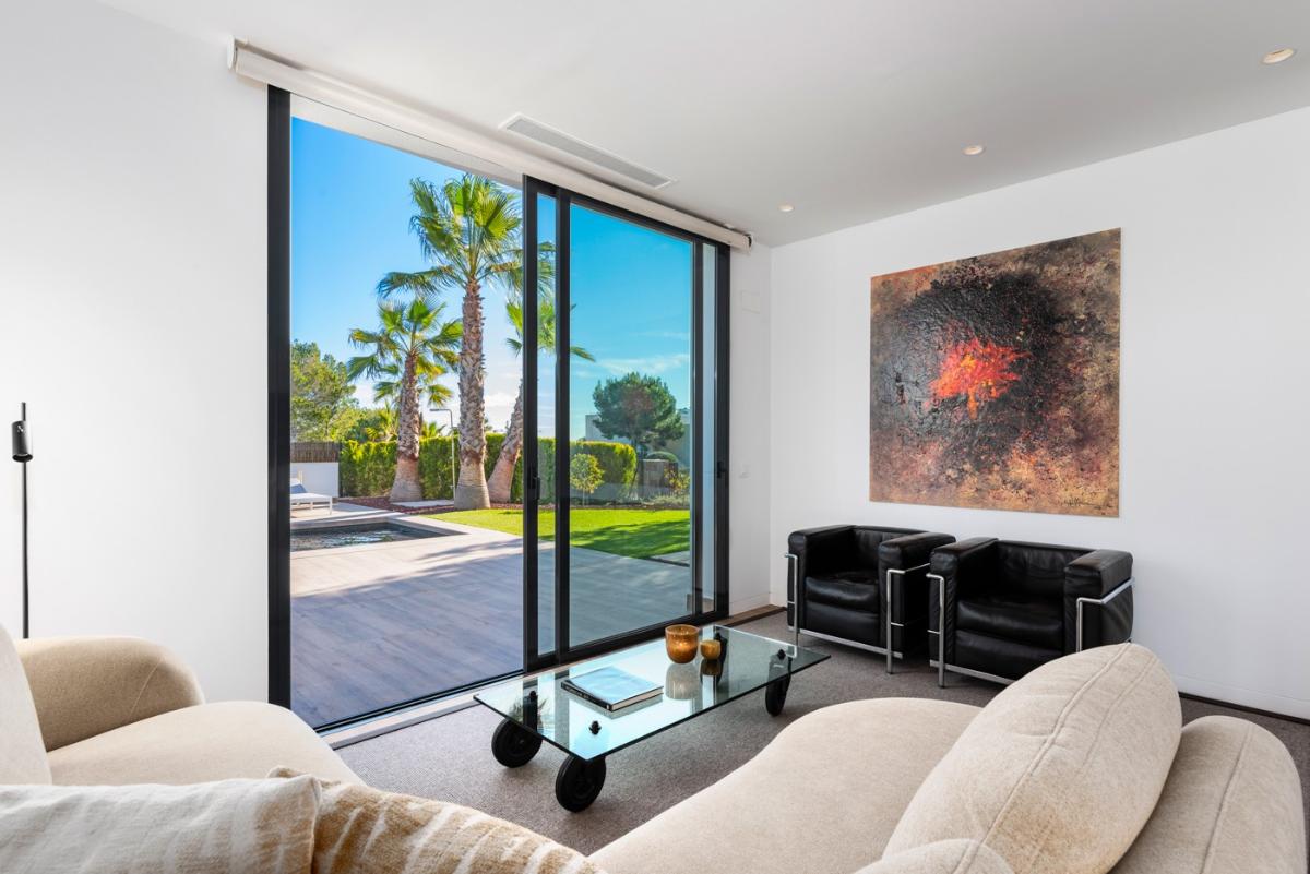 Villa in Alicante, Spain 4 bedrooms, 131 sq.m. No. 149128