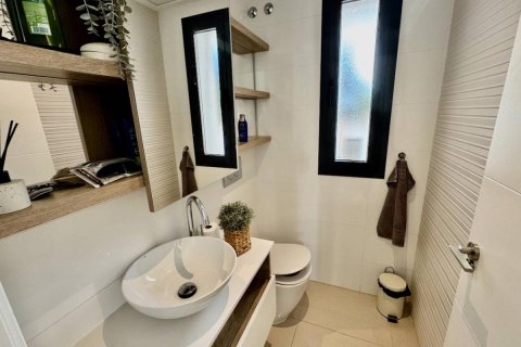 Villa for sale in Ciudad Quesada, Alicante, Spain 3 bedrooms, 141 sq.m. No. 149129 - photo 16