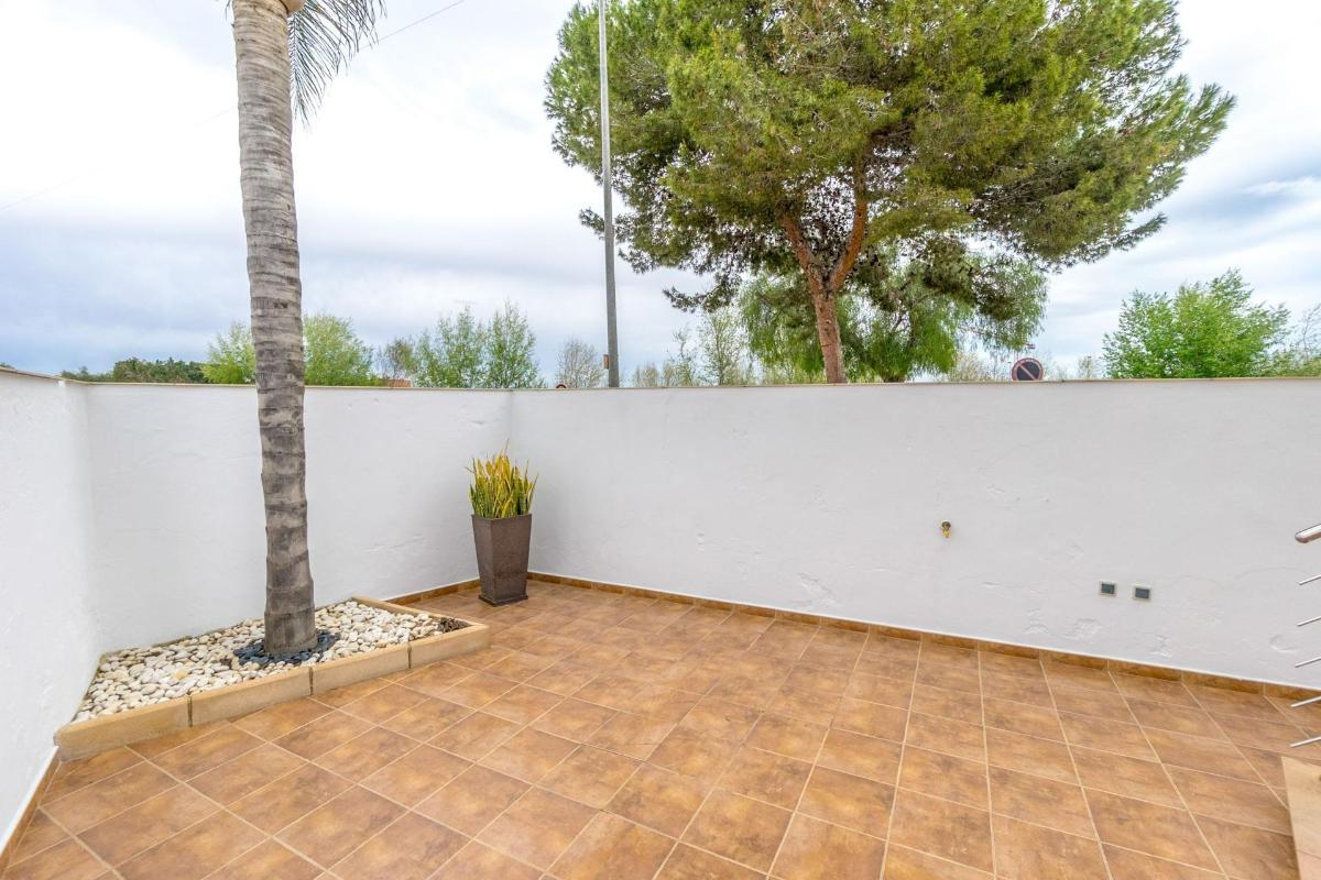 Willa w Rojales, Alicante, Hiszpania 4 sypialnie, 404 mkw. nr 149126