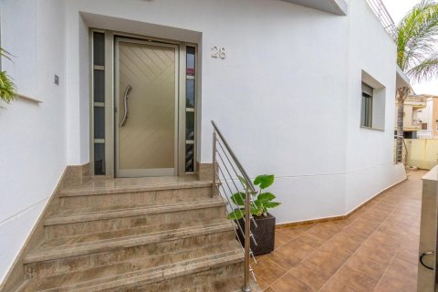 Villa zum Verkauf in Rojales, Alicante, Spanien 4 Schlafzimmer, 404 m2 Nr. 149126 - Foto 4