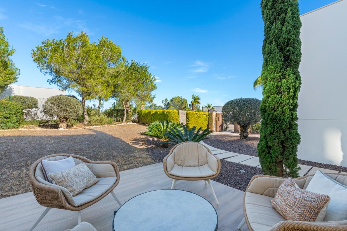 Villa Alicante, Spānijā 4 istabas, 193 m2 Nr. 149127