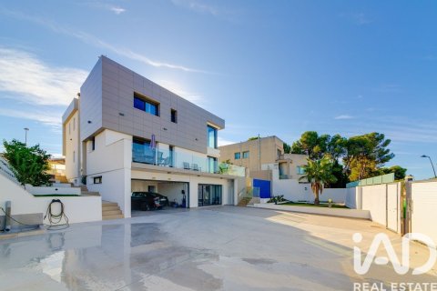Hus till salu i Torrevieja, Alicante, Spanien 3 sovrum, 461 kvm. Nr. 173087 - foto 29