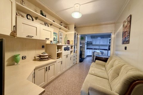 Townhouse for sale in Formentera del Segura, Alicante, Spain 4 bedrooms, 214 sq.m. No. 189816 - photo 19