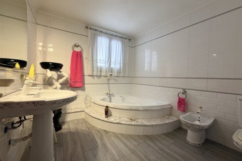 Townhouse for sale in Formentera del Segura, Alicante, Spain 4 bedrooms, 214 sq.m. No. 189816 - photo 7