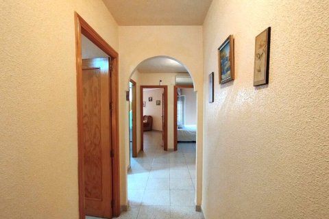 Apartamento en venta en Torrevieja, Alicante, España 3 dormitorios, 120 m2 No. 189815 - foto 3