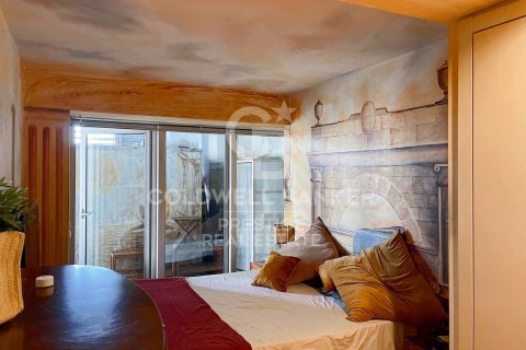 Apartamento en venta en Barcelona, España 4 dormitorios, 190 m2 No. 160325 - foto 18