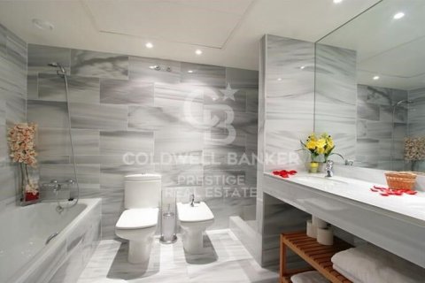 Apartamento en venta en Barcelona, España 4 dormitorios, 190 m2 No. 160325 - foto 12