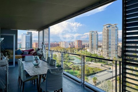Apartamento en venta en Barcelona, España 4 dormitorios, 190 m2 No. 160325 - foto 4