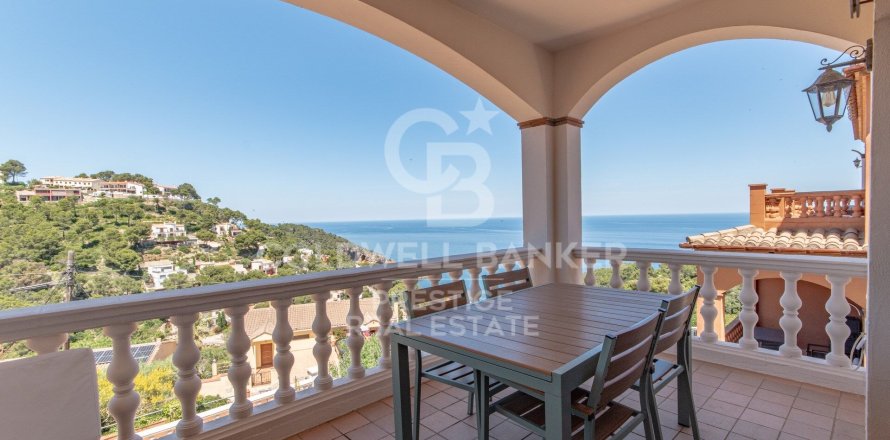 Townhouse à Begur, Girona, Espagne 4 chambres, 214 m2 No. 178472