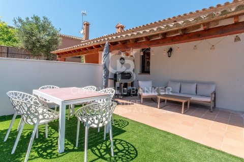 Townhouse à vendre à Begur, Girona, Espagne, 4 chambres, 214 m2 No. 178472 - photo 3