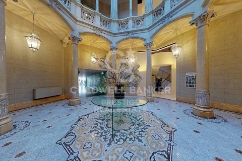 Продажа квартиры в Барселона, Испания 4 спальни, 310м2 №160213 - фото 2