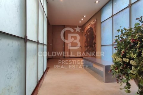 Продажа квартиры в Барселона, Испания 4 спальни, 310м2 №160213 - фото 9