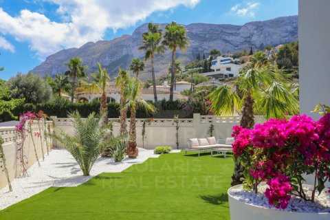 Продажа квартиры в Дения, Аликанте, Испания 2 спальни, 88м2 №160211 - фото 1