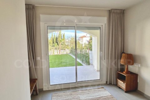 Продажа квартиры в Дения, Аликанте, Испания 2 спальни, 88м2 №160211 - фото 13