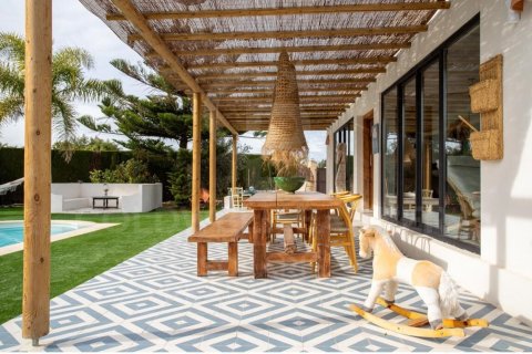 Māja pārdošanā Javea, Alicante, Spānijā 6 istabas, 250 m2 Nr. 160209 - attēls 2