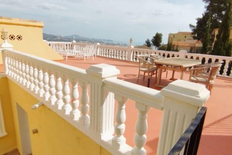 Villa for sale Maryvilla, Alicante, Spain 8 bedrooms, 476 sq.m. No. 116742 - photo 2