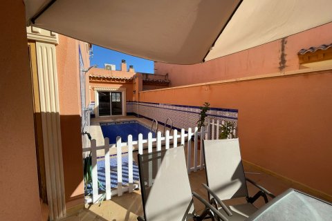 Hus till salu Bigastro, Alicante, Spanien 272 kvm. Nr. 116739 - foto 8