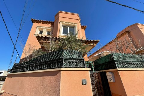 Hus till salu Bigastro, Alicante, Spanien 272 kvm. Nr. 116739 - foto 1