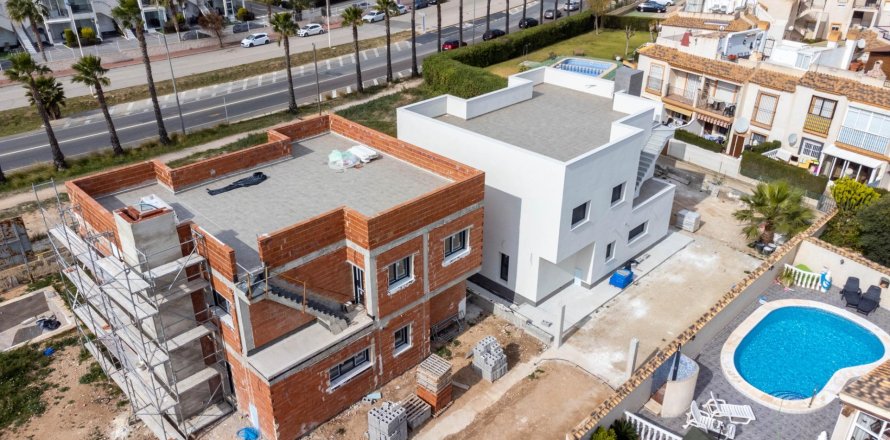 Villa Torrevieja, Alicante, Spanien 3 sovrum, 265 kvm. Nr. 116743