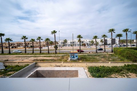 Villa till salu Torrevieja, Alicante, Spanien 3 sovrum, 265 kvm. Nr. 116743 - foto 12