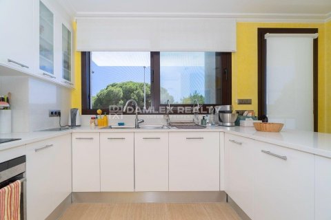 Huvila myytävänä Sant Feliu de Guixols, Girona, Espanja, 4 makuuhuonetta, 523 m2 No. 177600 - kuva 24