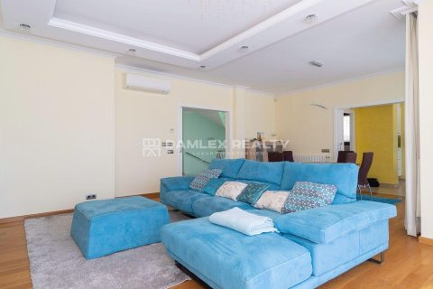 Huvila myytävänä Sant Feliu de Guixols, Girona, Espanja, 4 makuuhuonetta, 523 m2 No. 177600 - kuva 17