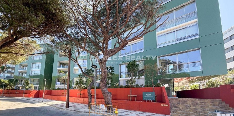 Apartament w Platja D'aro, Girona, Hiszpania 4 sypialnie, 120 mkw. nr 177602