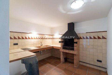 Villa à vendre à Girona, Espagne, 9 chambres, 709 m2 No. 177601 - photo 23