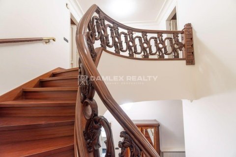 Villa à vendre à Girona, Espagne, 9 chambres, 709 m2 No. 177601 - photo 8
