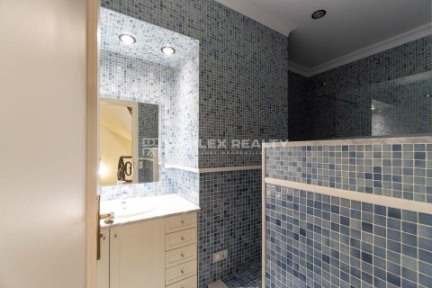 Villa à vendre à Girona, Espagne, 9 chambres, 709 m2 No. 177601 - photo 13
