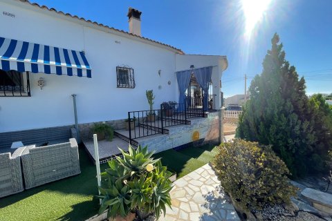 Villa en venta en Alicante, España 2 dormitorios, 120 m2 No. 168408 - foto 5
